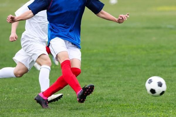 「子どものやる気が感じられなくてイライラする」という保護者に知ってほしい、子どもが自らの能力を高める「成長思考」を育てる大人の声かけ