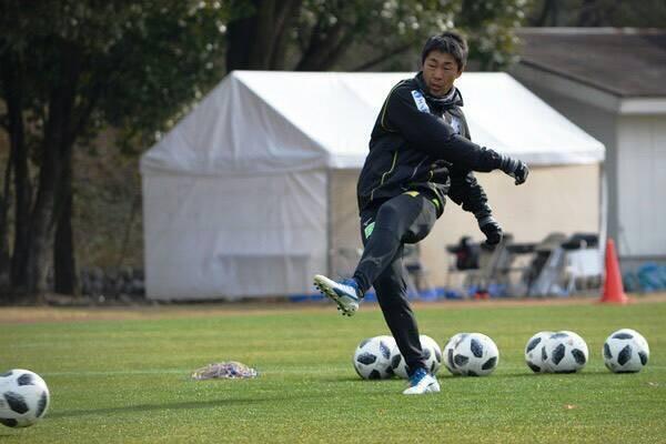 シュートストップ技術だけじゃなく、DFと連動して守る方法まで　Jクラブで全カテゴリーを見ていたGKコーチが教えるGKキャンプを開催