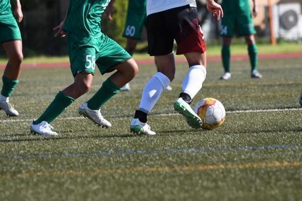 今時珍しい？　中学生からサッカーを始めた子たちに最初はどう教えればいいか、おすすめのメニューを教えて