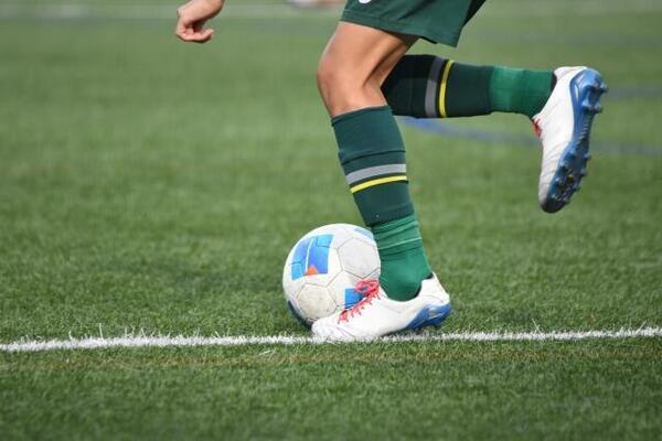 中学は強豪クラブに行ってほしいけれど、お金、勉強との両立、高校、プロへの道......。小６息子の進路に悩みます問題