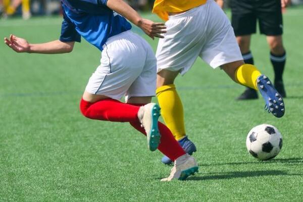 リフティングのノルマを達成しないとトレーニングマッチ以外出場させないチーム、リフティングの回数ってそんなに重要なのか教えて