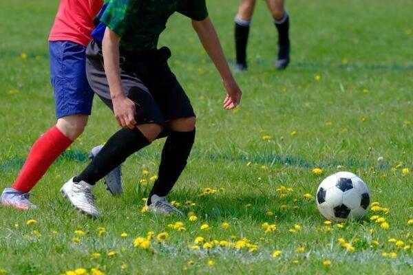 有名選手の派手なプレーに魅了され、地味な基礎練にモチベが下がる子たち。楽しんで取り組めるアプローチを教えて