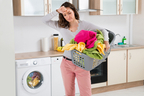 洗濯は腹筋100回分！意外にカロリー消費が多い家事トップ10