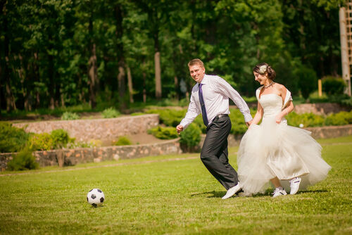会社員がサッカー選手と結婚できる可能性ある？意外な確率が判明