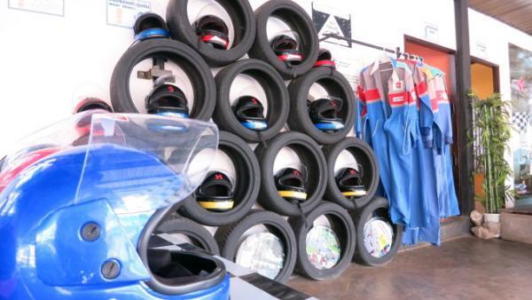 スリル満点ストレス解消！本格ゴーカートに乗ってみよう！