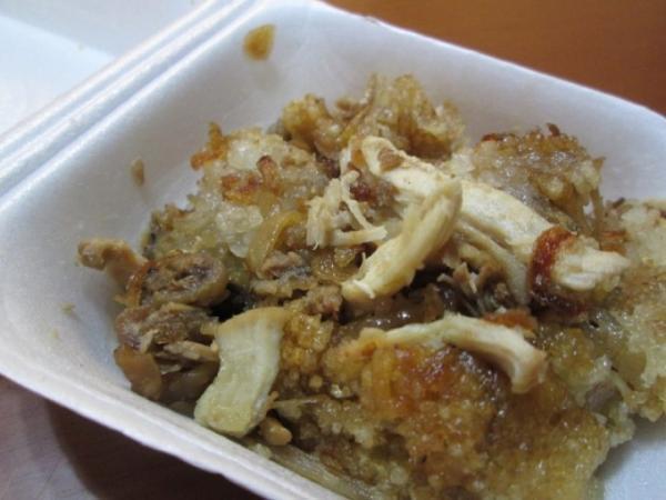 ホーチミンで軽食やおやつを食べるなら、絶品鶏おこわの店「XOI GA NUMBER ONE」へ！