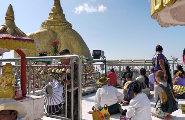 今年のときめきキーワード「おひとりさま旅行」がランクイン