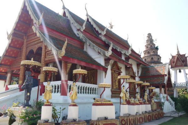 今年のときめきキーワード「おひとりさま旅行」がランクイン