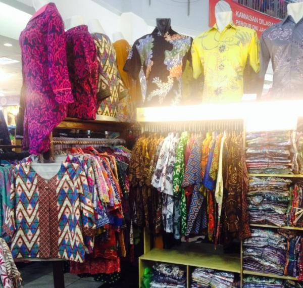 ジャカルタでバティックを買うなら、バティック染めの宝庫「Thamrin City」へ
