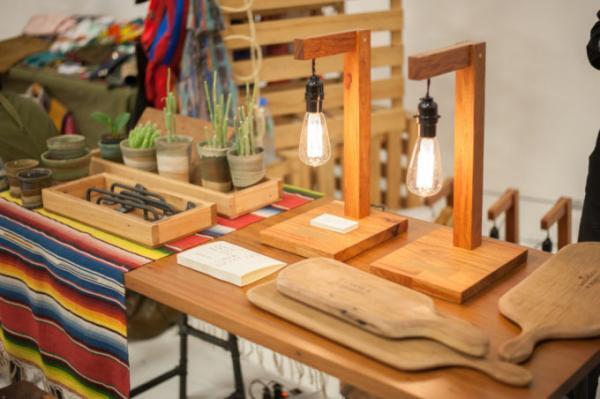 タイのファッショニスタも集う「ヴィンテージ/アンティーク マーケット」