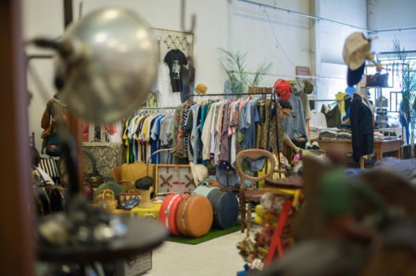 タイのファッショニスタも集う「ヴィンテージ/アンティーク マーケット」