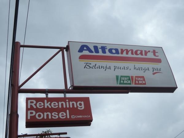 旅行中に役立つジョグジャカルタのスーパー＆コンビニをご紹介！