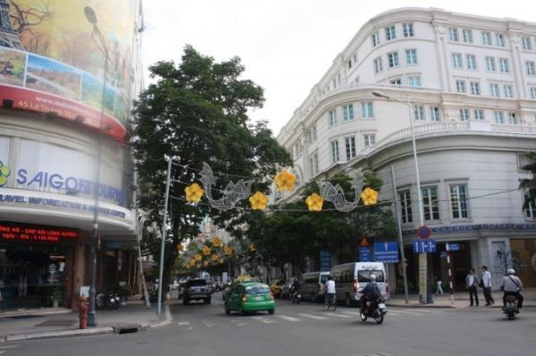 常夏のホーチミンに雪だるま出現！？クリスマスデコレーションを一挙お届け