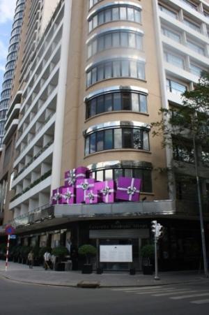 常夏のホーチミンに雪だるま出現！？クリスマスデコレーションを一挙お届け