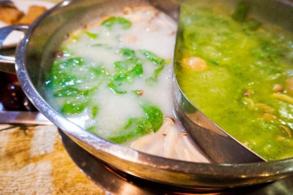 暑い国で熱い料理がいい！南国で鍋料理を食す