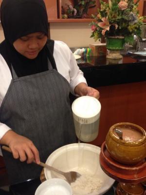 もちもちな触感のブルネイ伝統料理「アンブヤ」ってどんなもの？作り方も合わせてご紹介！