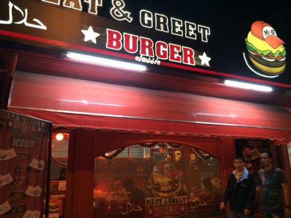 レトロなタイのアンティークマーケット「タラートロッファイ・シーナカリン」を遊び倒す！