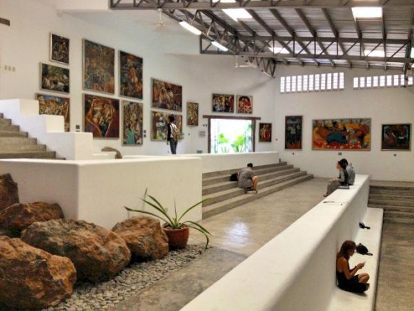 現代アートと庭園をゆったり満喫できる「ピント美術館」