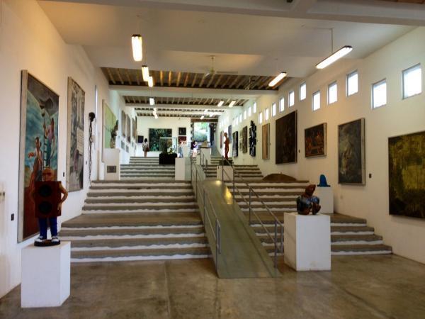 現代アートと庭園をゆったり満喫できる「ピント美術館」