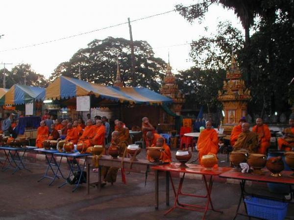 お祭りにでかけよう！今年訪れたい東南アジアのお祭り〜後編〜