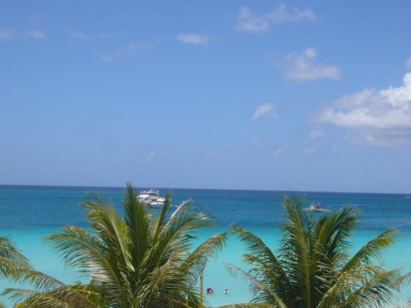 寒い日本を脱出！今が行き時、ベストシーズンのアジアンビーチ