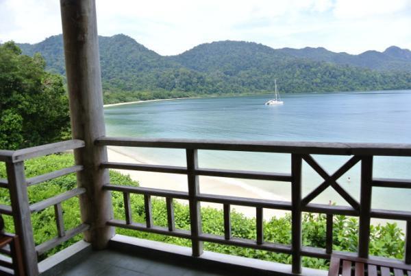 寒い日本を脱出！今が行き時、ベストシーズンのアジアンビーチ