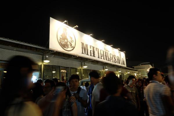 駅チカでコンパクトなナイトマーケット！タラートロッファイ・ラチャダー