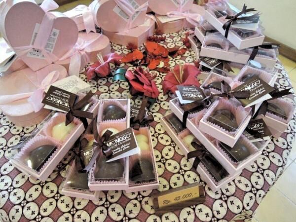 インドネシアの定番土産「Monggoチョコレート」とバレンタイン事情