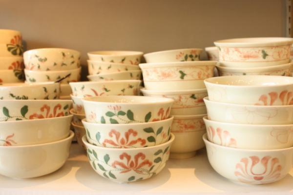 和食にも合う素朴で温もりのあるデザインが魅力！ベトナムの伝統的な陶器「バッチャン焼」