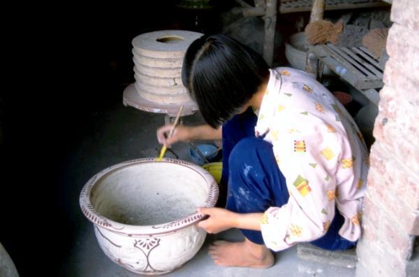 和食にも合う素朴で温もりのあるデザインが魅力！ベトナムの伝統的な陶器「バッチャン焼」