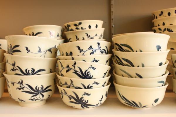 和食にも合う素朴で温もりのあるデザインが魅力！ベトナムの伝統的な陶器「バッチャン焼」