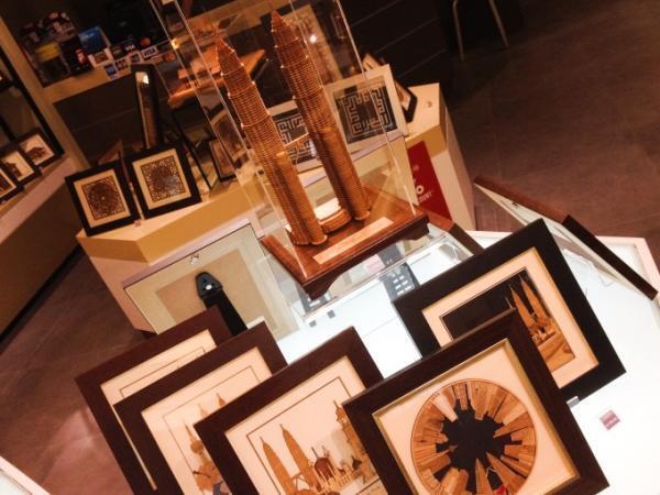 マレーシアに来たらコレを買おう！失敗なしの定番お土産が買える3つのお店