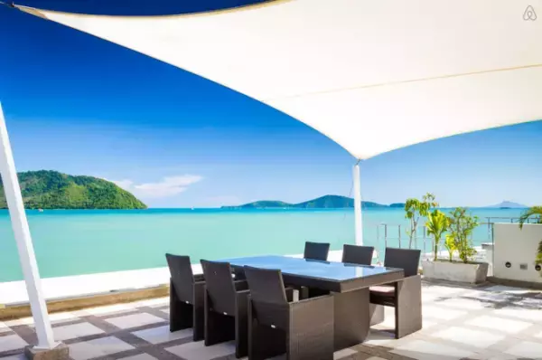 別荘感覚で滞在！プーケット島で海を一望できる豪華ヴィラに泊まろう