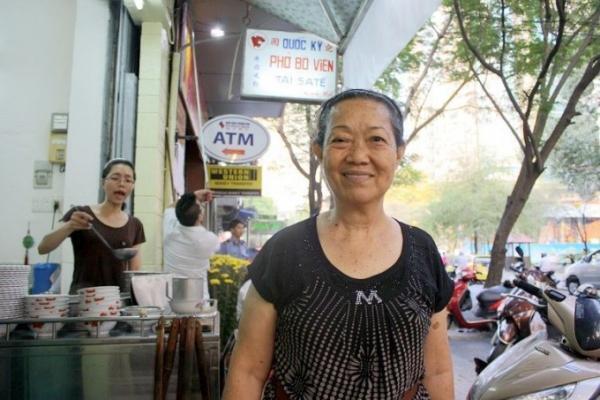 新感覚！担々麺風のコク旨フォー「PHO SATE」