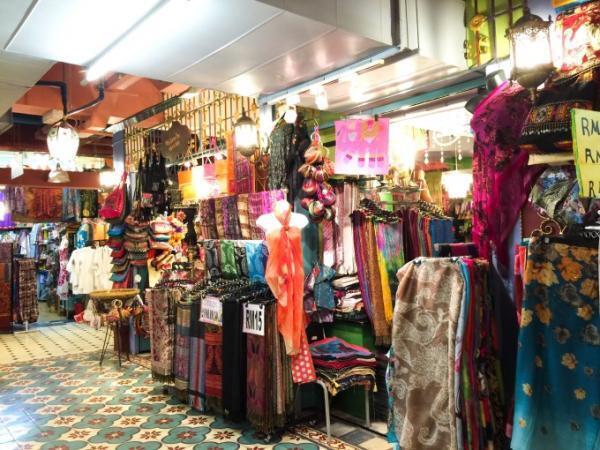 お土産選びはまずココへ！クアラルンプールの名物スポット「セントラルマーケット」