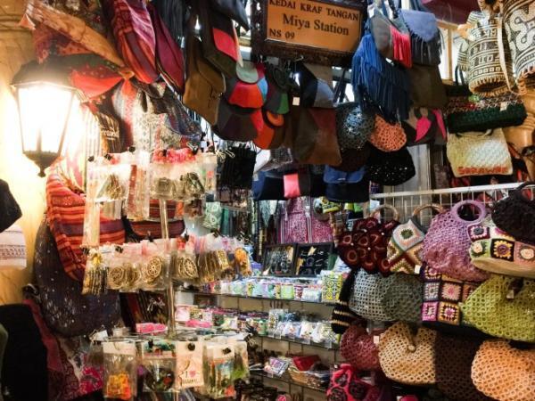 お土産選びはまずココへ！クアラルンプールの名物スポット「セントラルマーケット」