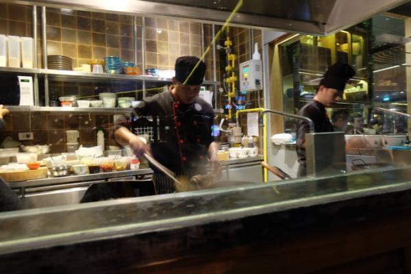 タイ全土の家庭料理を食べ尽くす！！バンコクで話題のレストラン「EAT eat all thai」