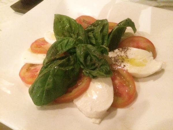 シェムリアップで人気の絶えないイタリア料理レストラン「il forno」