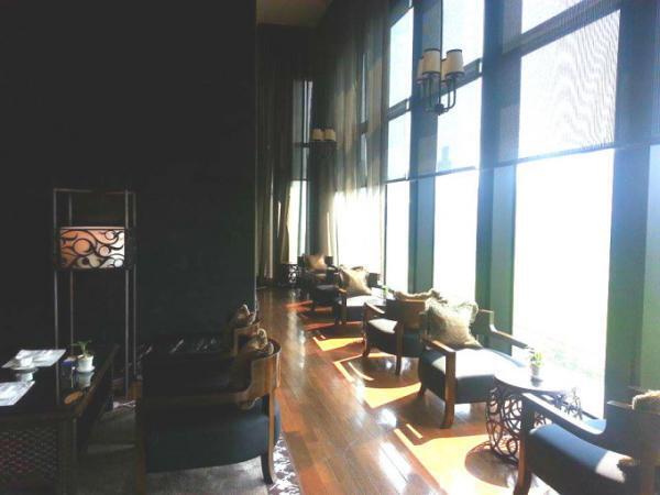 ラグジュアリーホテル「The St. Regis Bangkok」で心地よいアフタヌーンティー