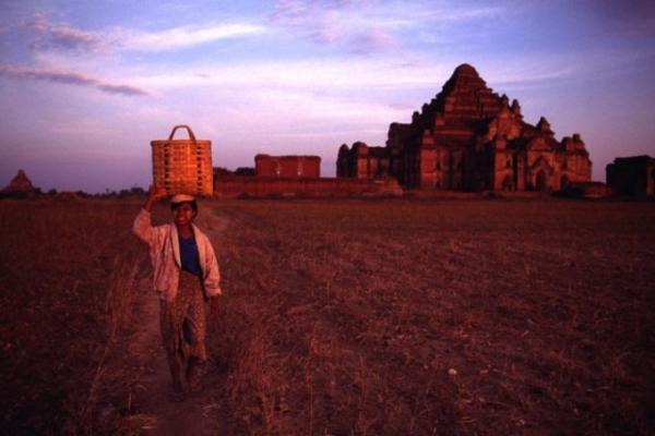 熱帯写真家フォトエッセイ〜東南アジアの街角から〜