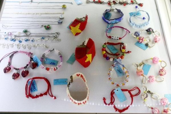 フランス人のご主人とベトナム人の奥様が営むアクセサリーショップ「Loan Kail Paris」