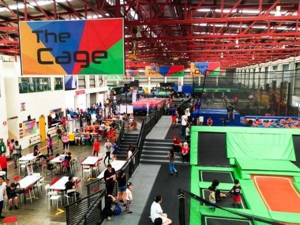 子供も大人も大はしゃぎ！アジア最大級のトランポリンパーク「Jump Street KL」で飛び跳ねまくろう！