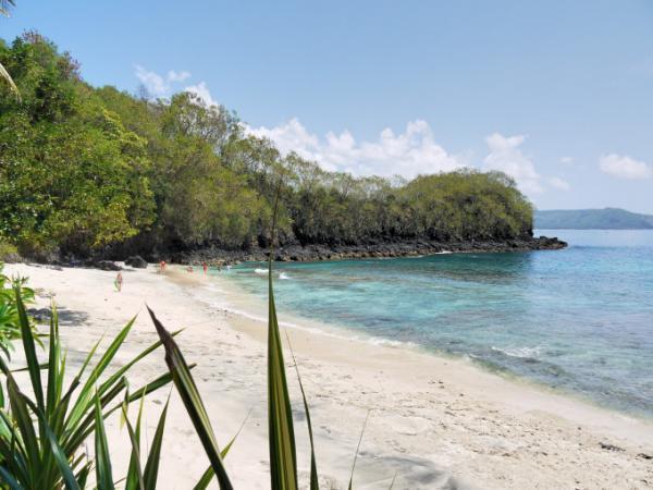 バリ島の中心街から日帰りで行ける、知る人ぞ知る「美ビーチ」