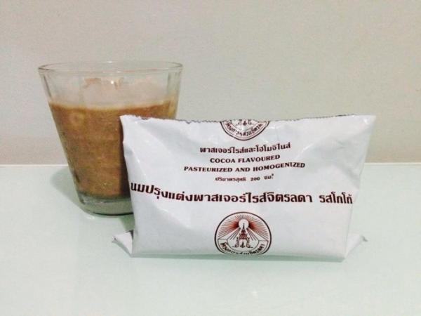 タイの牛乳は袋入り！？タイ人が学生時代を思い出す袋入り牛乳をご紹介