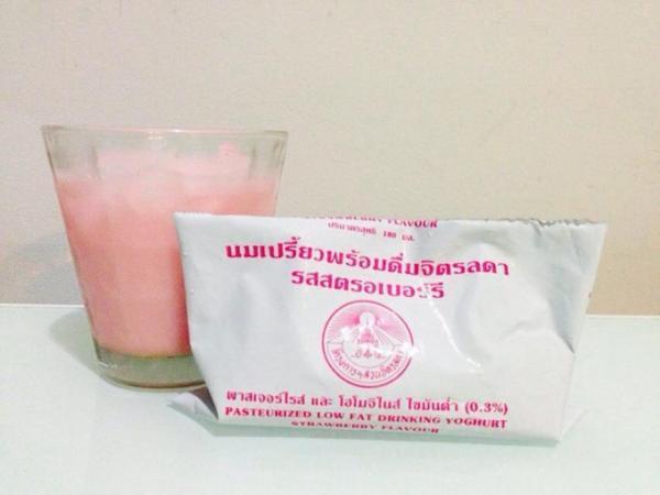 タイの牛乳は袋入り！？タイ人が学生時代を思い出す袋入り牛乳をご紹介