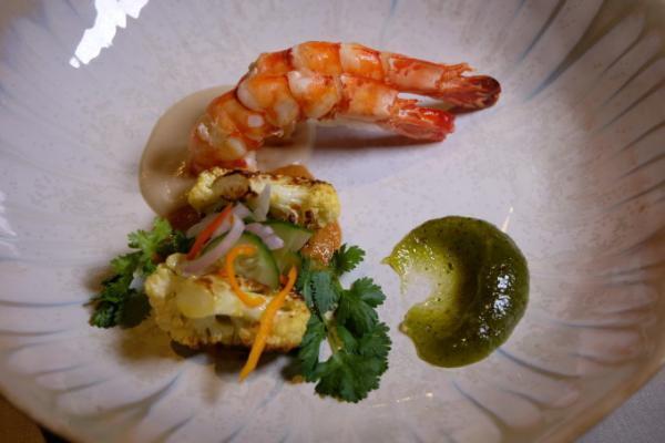 五感で味わうタイ料理〜デュシタニ「ベンジャロン」〜