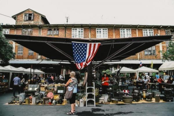 バンコクで今話題のヴィンテージマーケットとは？