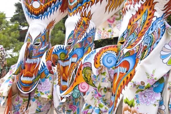 タイの奇祭「ピーターコーン・フェスティバル」に行こう