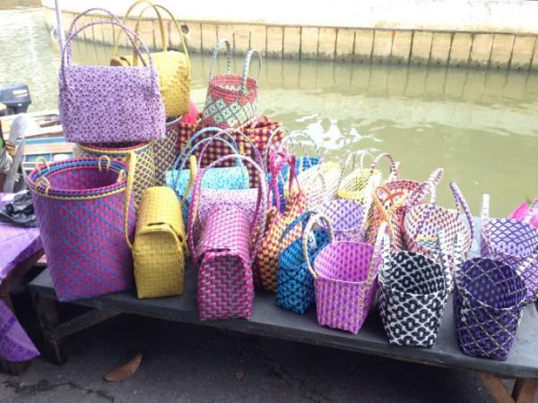 ブルネイは金曜日と日曜日が国民の休日！