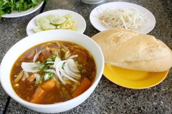 ホーチミンで食べられる変わり種フォー4選